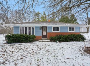 3927 West Acre AVENUE, Franklin, WI 53132