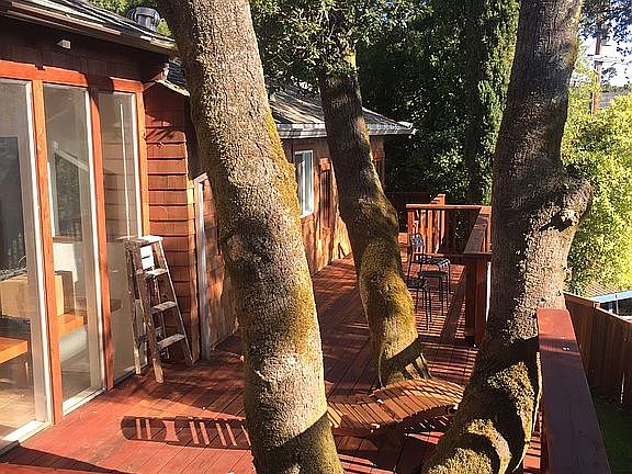 East Facing Upper Deck