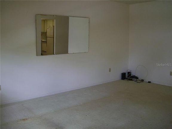 5th image of 908 Holford Ct #137