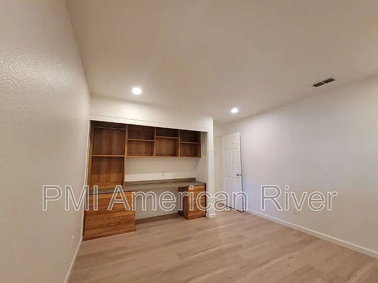 4405 Dusham Cir — Photo 12