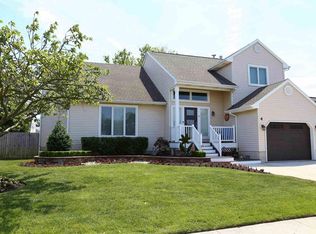 4 Lagoon Blvd, Brigantine, NJ 08203