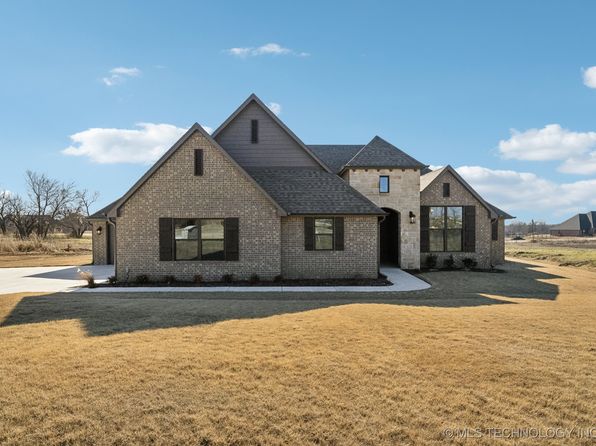 5214 E Norwood St, Claremore, OK 74019