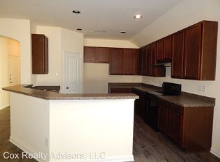 2841 Saint Bernard Dr, Dallas, TX 75233