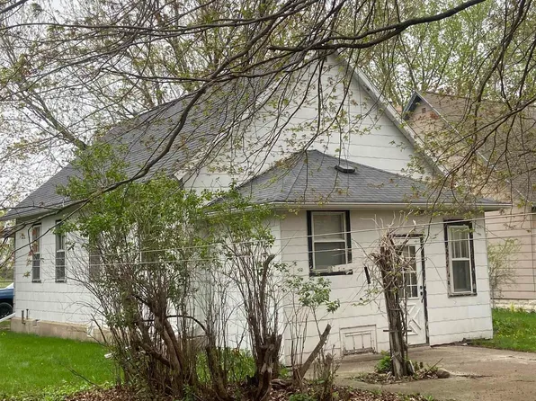 103 1st Ave, Lakota, IA 50451