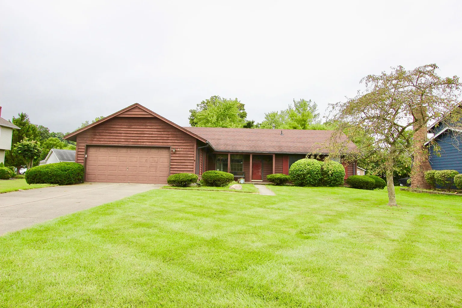935 Loire Valley Dr photo 1