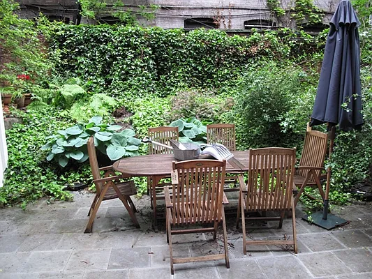 Rented by Stonehenge NYC LLC | media 4