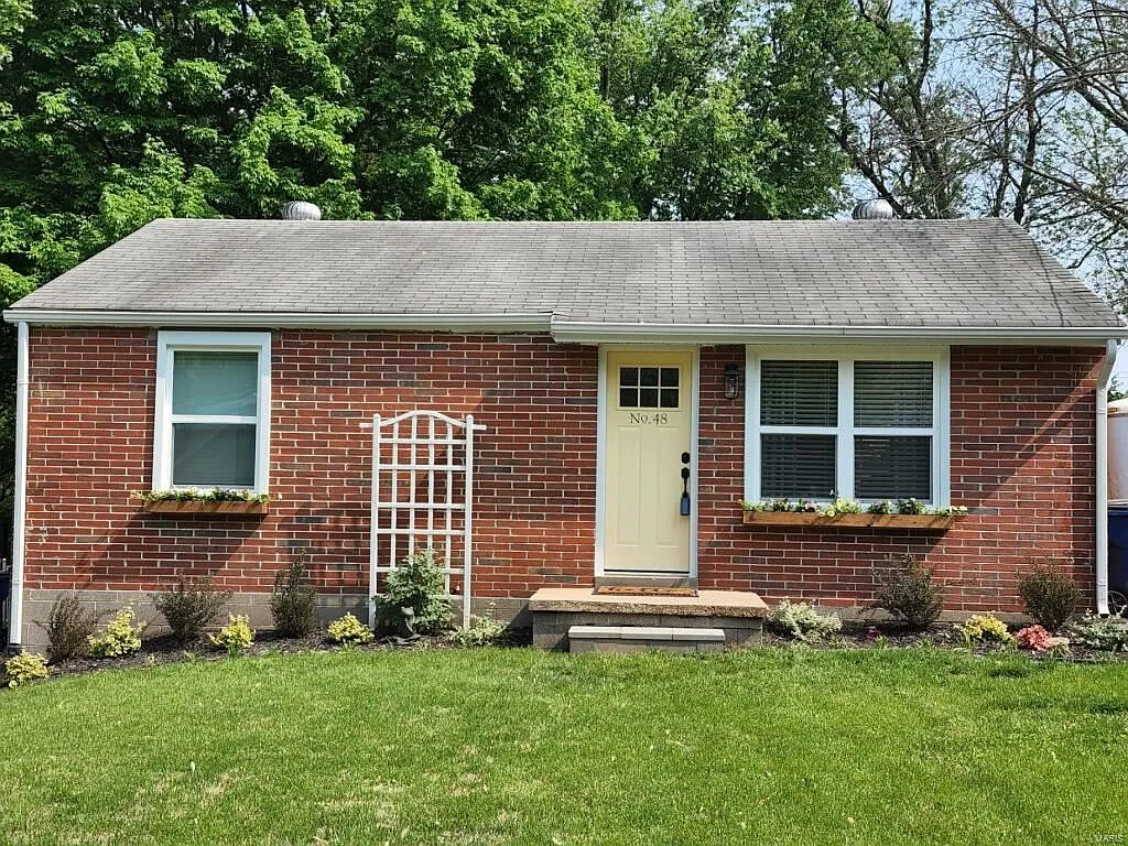 48 Williams Blvd photo 1