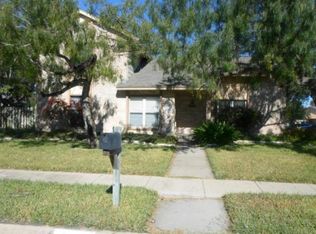 2219 Live Oak Dr, Portland, TX 78374