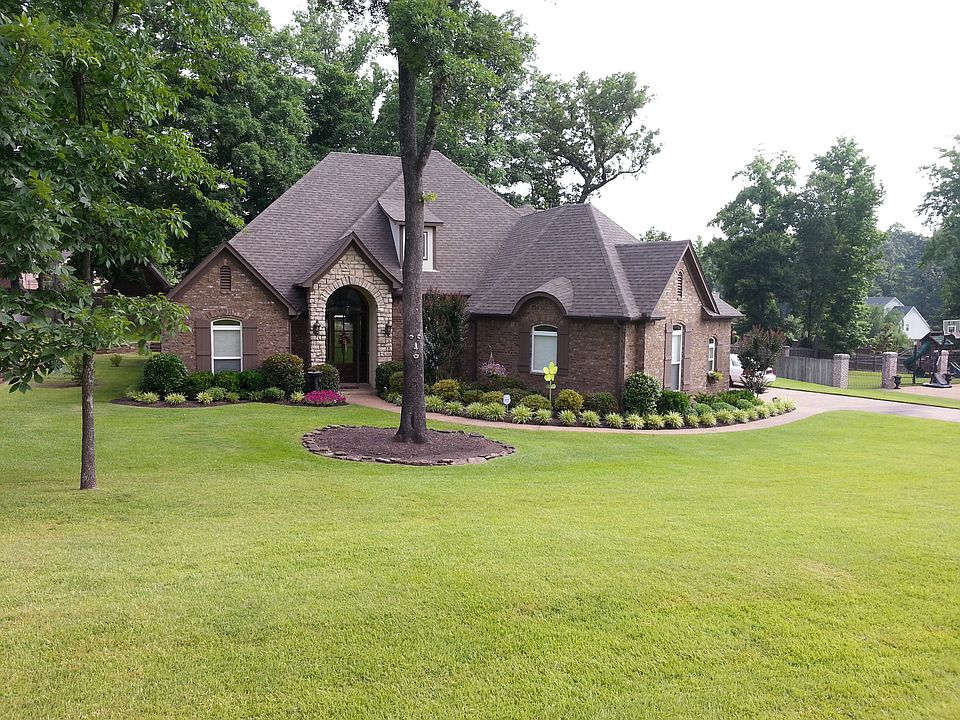 1st image of 8670 Saddlecreek Dr