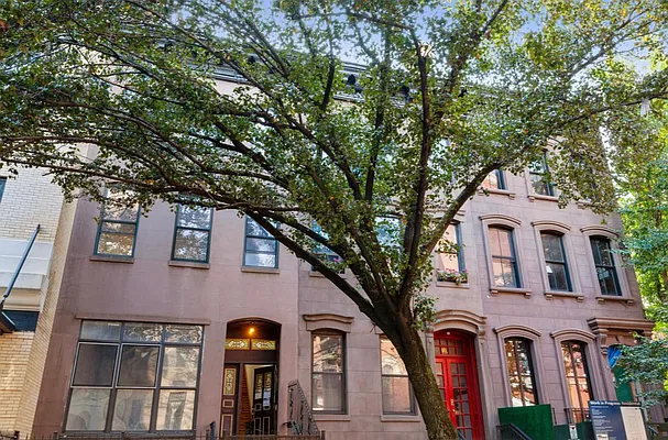 Rented by 18 REALTY | media 31