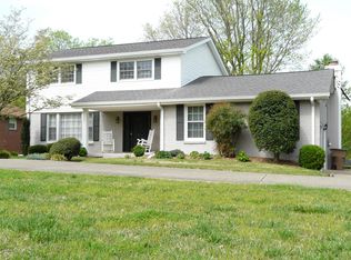 5333 Overton Rd, Nashville, TN 37220