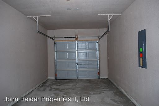 3rd image of 919 Ramblewood St