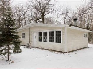 4038 Choctaw Trl, New Buffalo, MI 49117