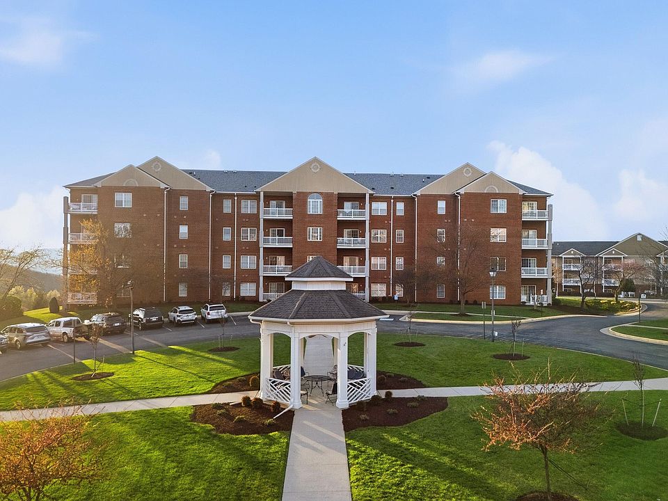 1st image of 4434 Pheasant Ridge Rd SW Unit 105