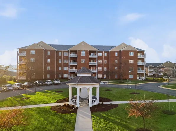 4434 Pheasant Ridge Rd SW Unit 105, Roanoke, VA 24014