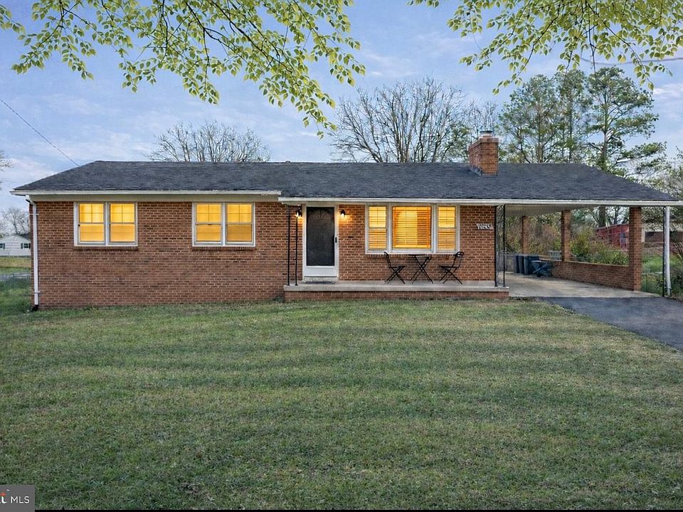 1st image of 570 Welltown Rd