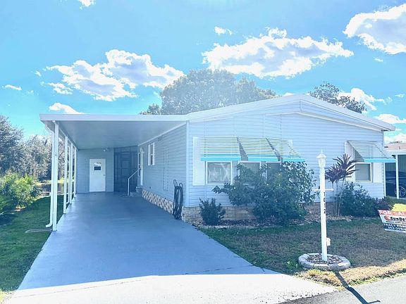2nd image of 1012 Lakeshore Dr #61