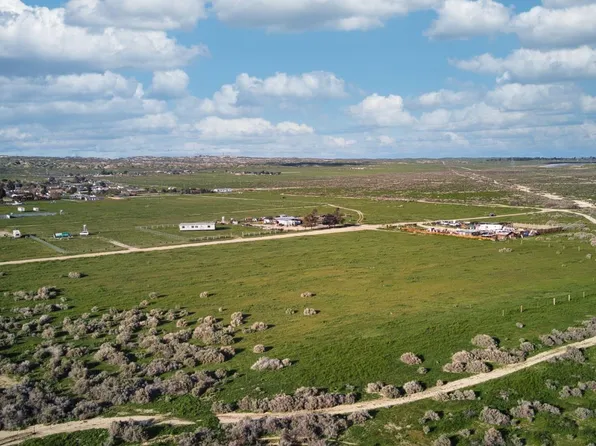 0 Turbo St, Taft, CA 93268