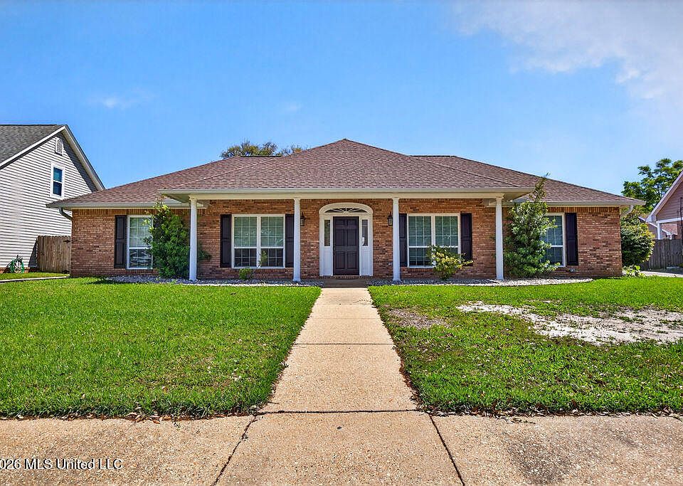 1st image of 2365 Park Place Dr