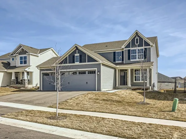 1581 Edgebrook Ln, Carver, MN 55315