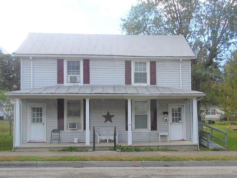 1st image of 218 W 29th St