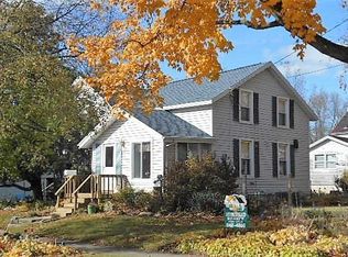 904 Woodland Ave, Iowa Falls, IA 50126