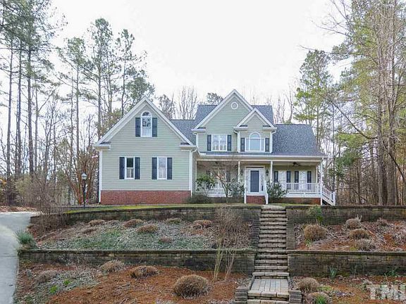 2nd image of 209 Lilliput Ln