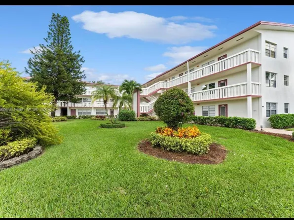 22 Brighton A #A, Boca Raton, FL 33434