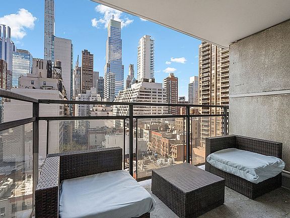 4th image of 303 E 57th St APT 11E