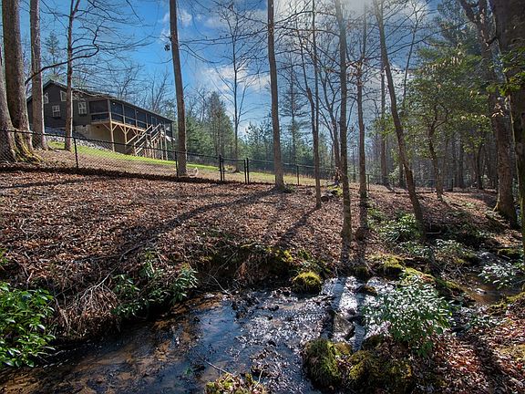 4th image of 1220 Burger Rd