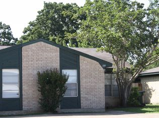 1307 University Oaks Blvd, College Station, TX 77840
