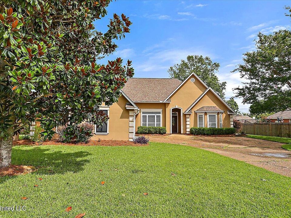 1st image of 102 Apple Blossom Dr