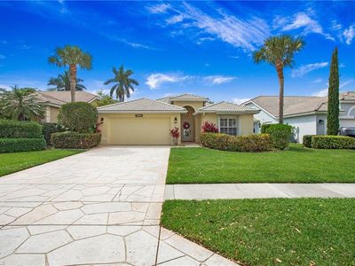 2232 Heritage Greens DR, Naples, FL, 34119