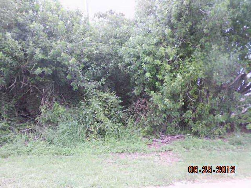 1st image of 1249 SE Naples Ln