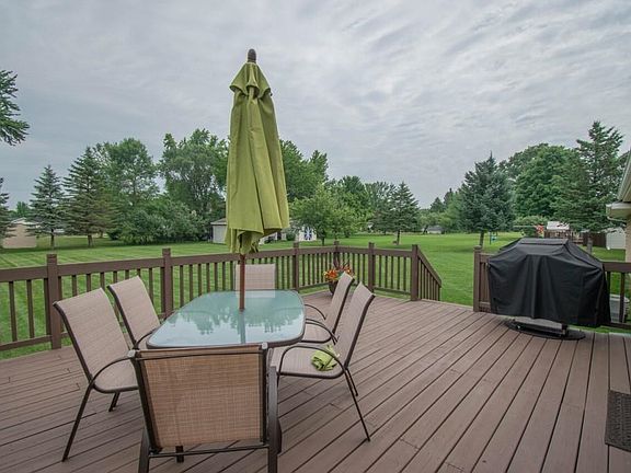 4th image of 152192 Hollibush Ln