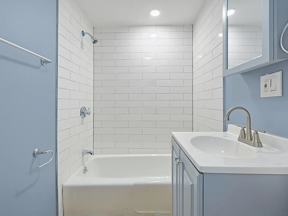 12-12R Granite St #3