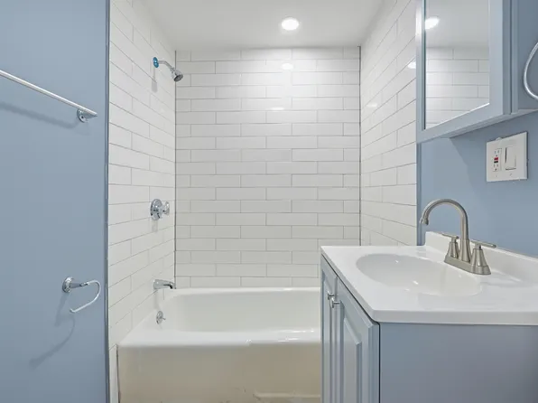 12-12R Granite St #3, Fitchburg, MA 01420