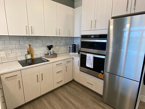5th image of 60 W 8th St #415