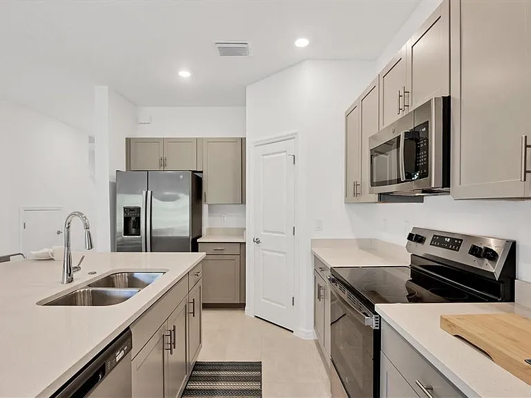 15032 Cuzcorro Ct — Photo 11