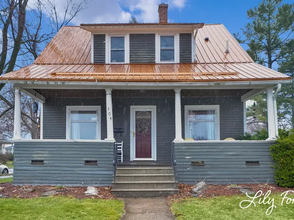 504 Lafayette St, Ionia, MI 48846