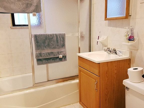 5th image of 3091 23rd St #1R
