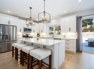 14 Sherwood St, Norwalk, CT 06851