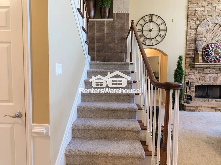 1900 Enfield Ct — Photo 19