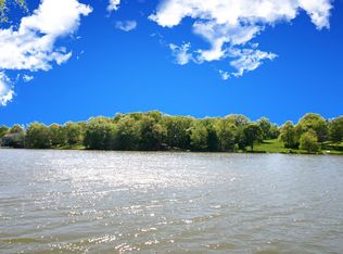 23570 N Cottage Rd, Lake Zurich, IL 60047