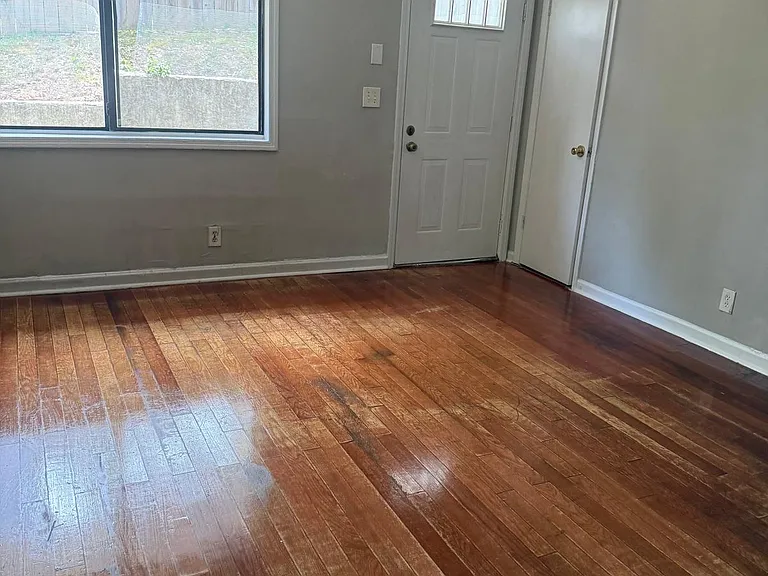 235 Barfield Ave SW — Photo 12