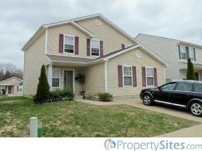6425 Cottagemeadow Dr, Louisville, KY, 40218