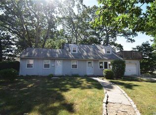 2131 Wantagh Ave, Wantagh, NY 11793