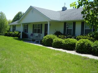 13000 Orchard Park Ln, De Soto, MO 63020