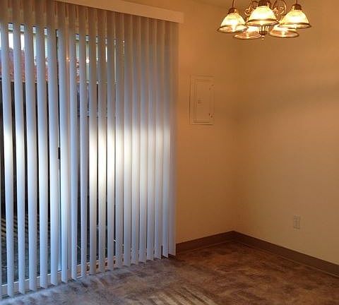 3rd image of 1805 NE 116th St #10
