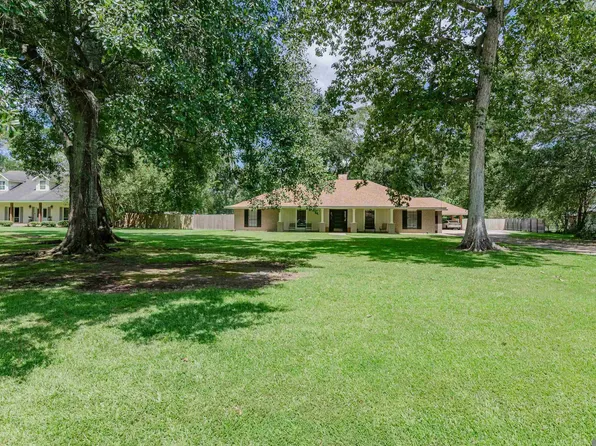 12533 Pecos Ave, Greenwell Springs, LA 70739